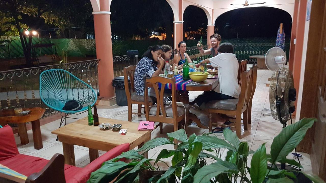 Villa Mango Hostel Puerto Escondido  Luaran gambar